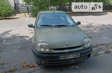 Renault Clio  2004