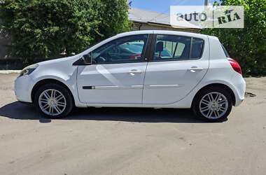 Renault Clio  2010