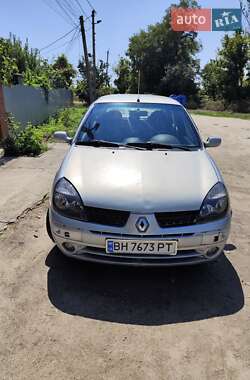 Renault Clio  2004