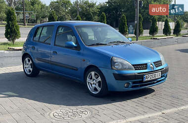 Renault Clio  2001