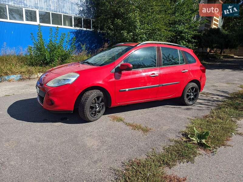 Универсал Renault Clio