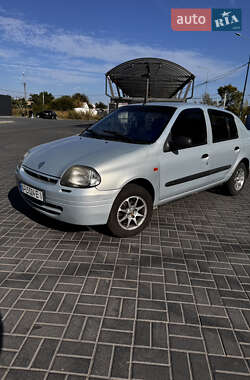 Renault Clio  2001
