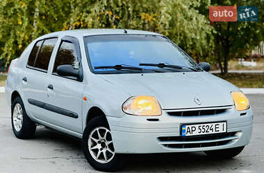 Renault Clio  2001