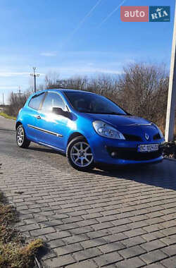 Renault Clio  2005