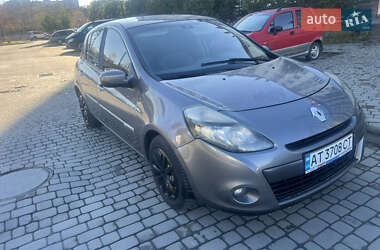 Renault Clio  2011