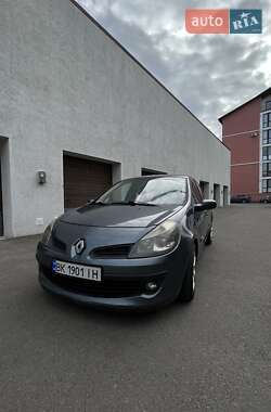 Renault Clio 2005