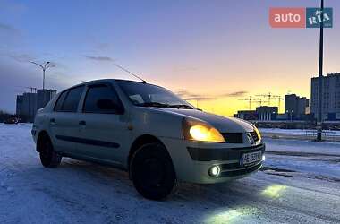 Renault Clio  2004