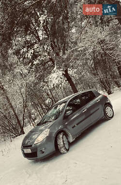 Renault Clio  2009