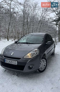 Хэтчбек Renault Clio 2009 в Александрие