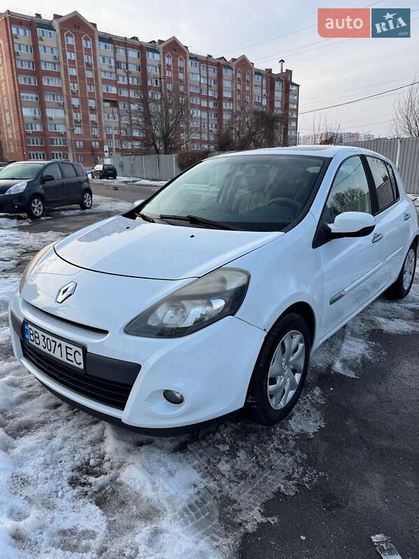 Renault Clio 2011 Renault Clio 2011