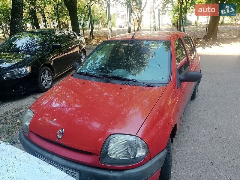 Renault Clio 2000 Renault Clio 2000