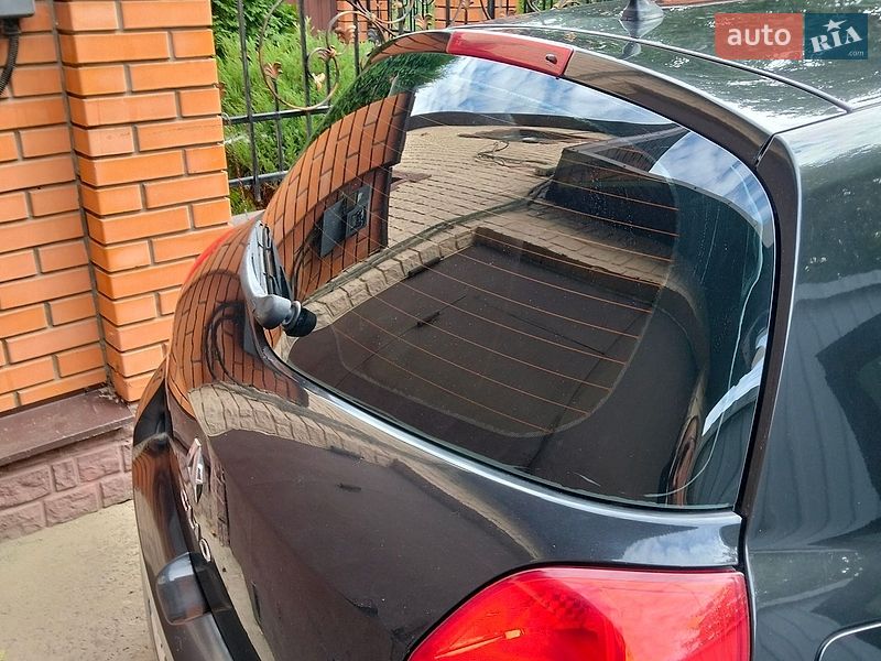 Хетчбек Renault Clio 2009 в Сумах