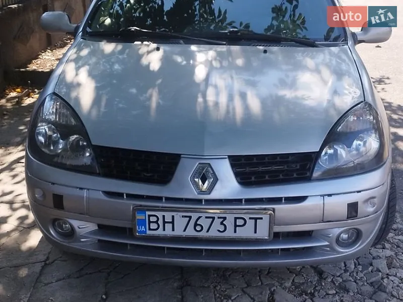 Renault Clio 2004