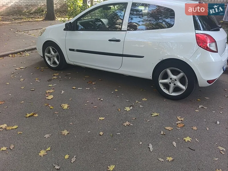 Renault Clio 2011