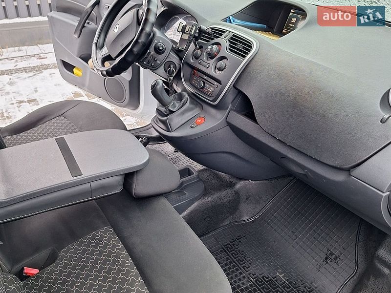 Грузовой фургон Renault Dokker 2014 в Коростене