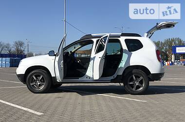 Renault Duster  2010