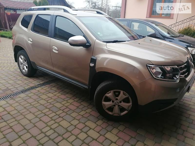 Легковые Renault Duster