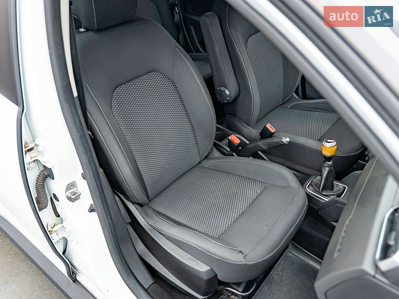 Внедорожник / Кроссовер Renault Duster 2020 в Киеве