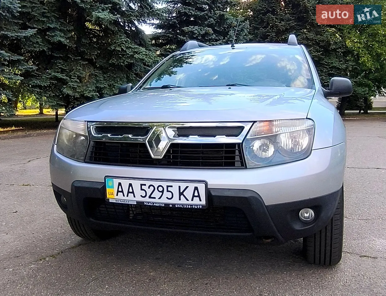 2010 Renault Duster - мініатюра 2