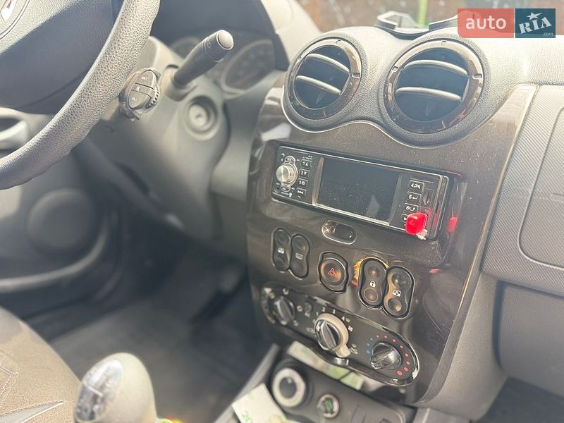 Внедорожник / Кроссовер Renault Duster 2011 в Коломые фото 13 Внедорожник / Кроссовер Renault Duster 2011 в Коломые