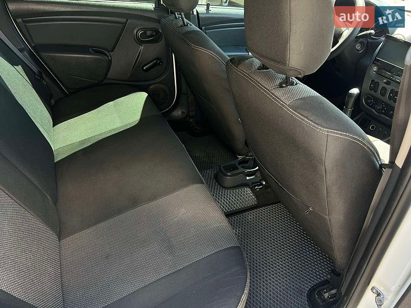 Внедорожник / Кроссовер Renault Duster 2012 в Николаеве