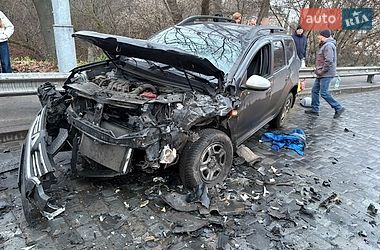 Renault Duster  2024