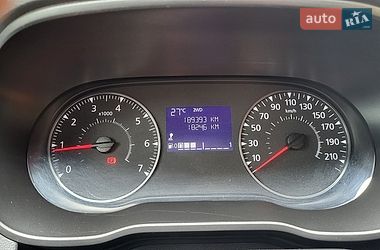 Внедорожник / Кроссовер Renault Duster 2021 в Киеве