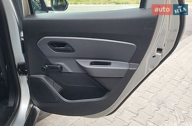 Внедорожник / Кроссовер Renault Duster 2021 в Киеве