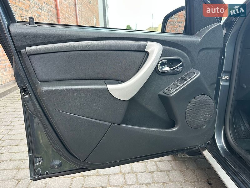 Внедорожник / Кроссовер Renault Duster 2016 в Хмельницком