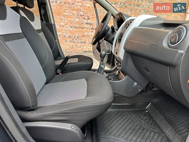 Внедорожник / Кроссовер Renault Duster 2016 в Хмельницком