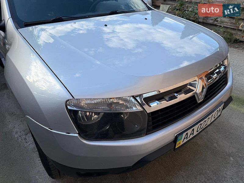 Внедорожник / Кроссовер Renault Duster 2011 в Киеве