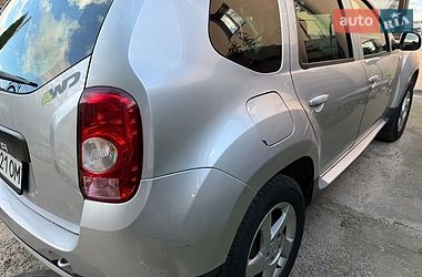 Внедорожник / Кроссовер Renault Duster 2011 в Киеве