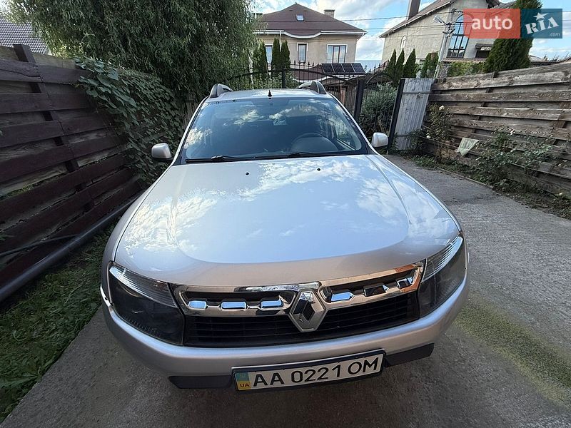 Внедорожник / Кроссовер Renault Duster 2011 в Киеве