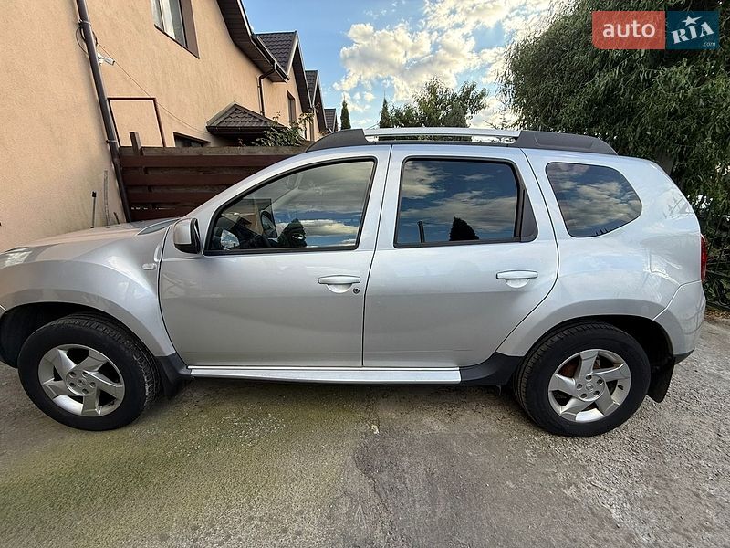 Внедорожник / Кроссовер Renault Duster 2011 в Киеве