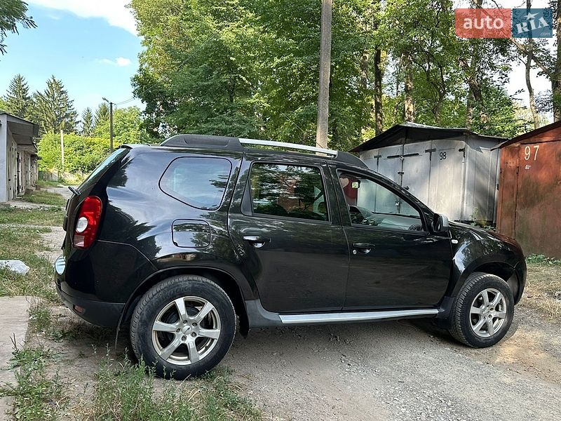 Внедорожник / Кроссовер Renault Duster 2010 в Каменец-Подольском