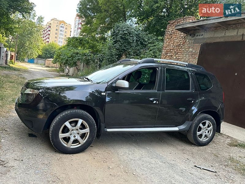 Внедорожник / Кроссовер Renault Duster 2010 в Каменец-Подольском