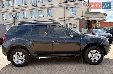 Внедорожник / Кроссовер Renault Duster 2010 в Сумах фото 5 Внедорожник / Кроссовер Renault Duster 2010 в Сумах