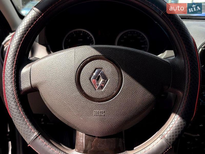 Внедорожник / Кроссовер Renault Duster 2010 в Сумах фото 14 Внедорожник / Кроссовер Renault Duster 2010 в Сумах