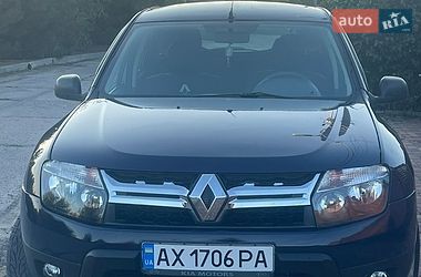 Renault Duster  2010