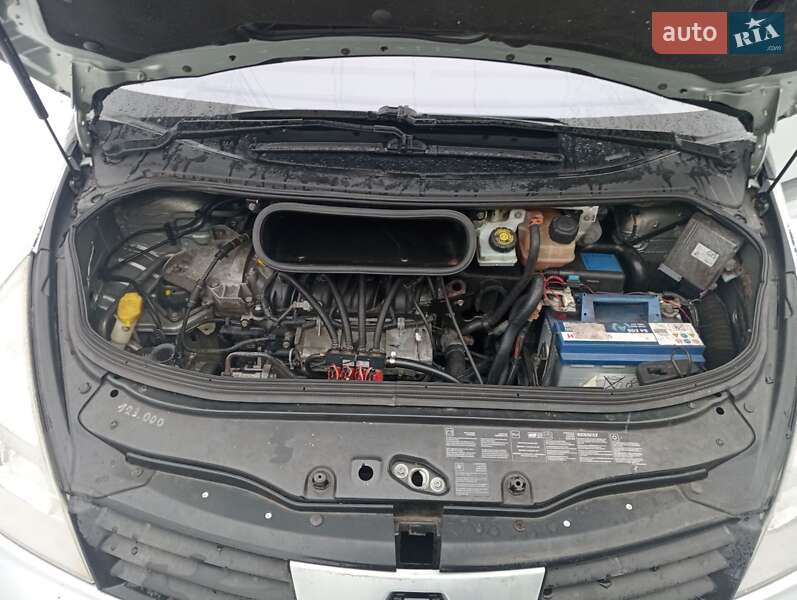 Мінівен Renault Espace 2005 в Житомирі