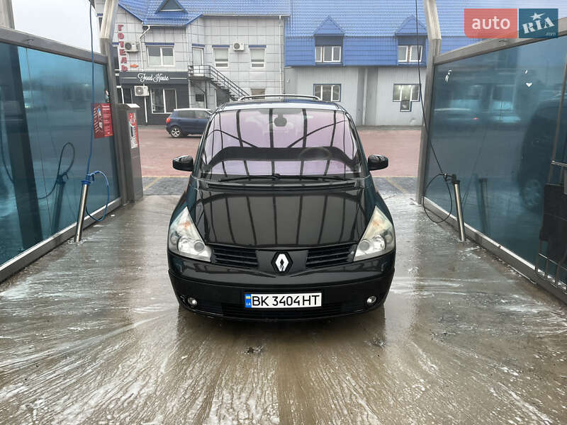 Минивэн Renault Espace 2006 в Ровно