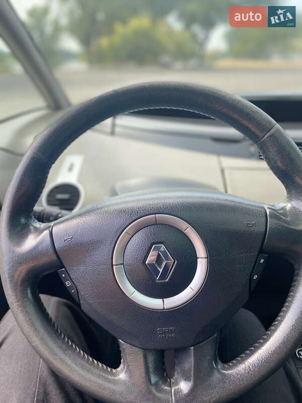 Минивэн Renault Espace 2004 в Кременчуге