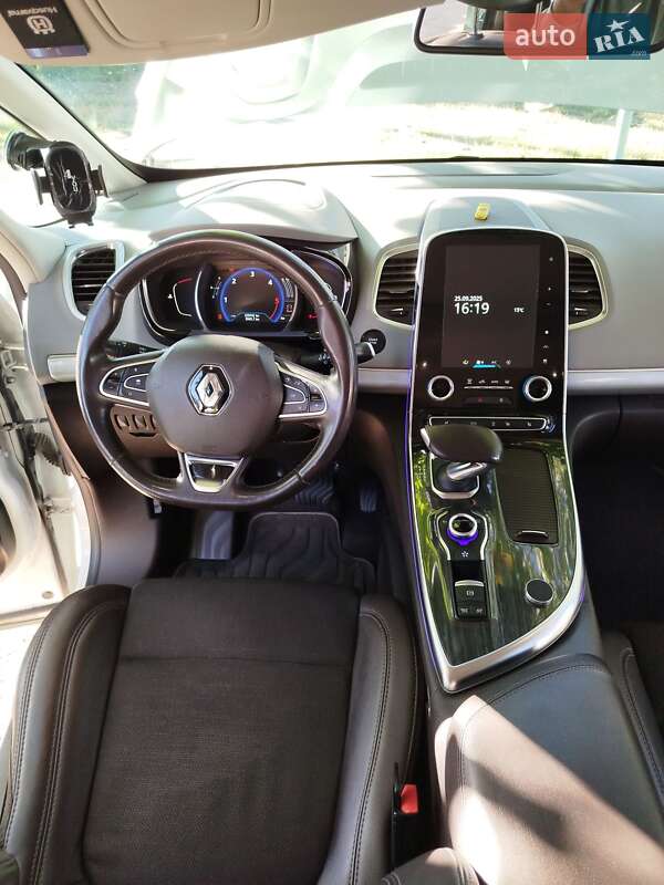 Минивэн Renault Espace 2015 в Умани