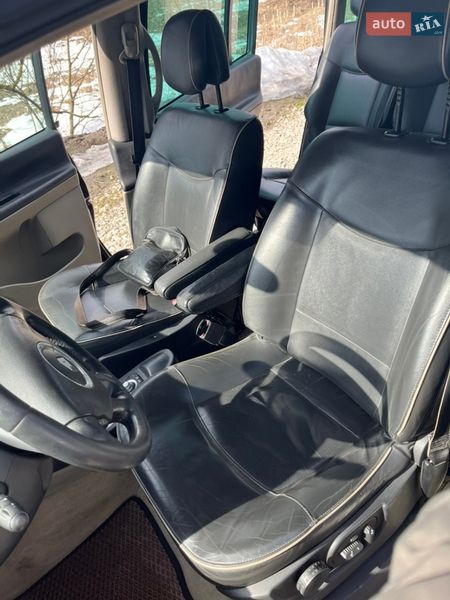Минивэн Renault Espace 2006 в Збараже
