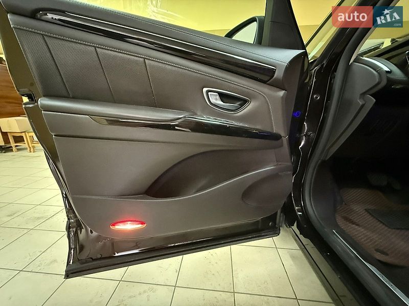 Мінівен Renault Espace 2015 в Львові