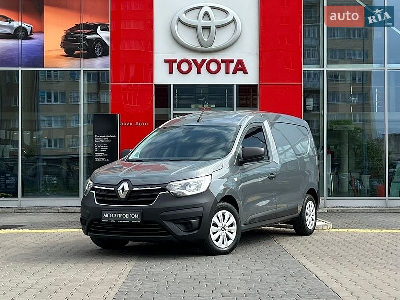 Вантажний фургон Renault Express
