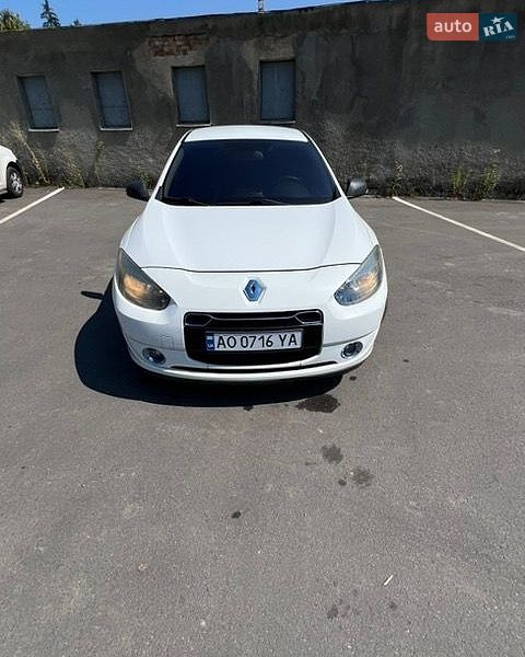 Седан Renault Fluence Z.E. 2011 в Ужгороде