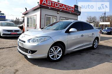 Renault Fluence FULL 2011