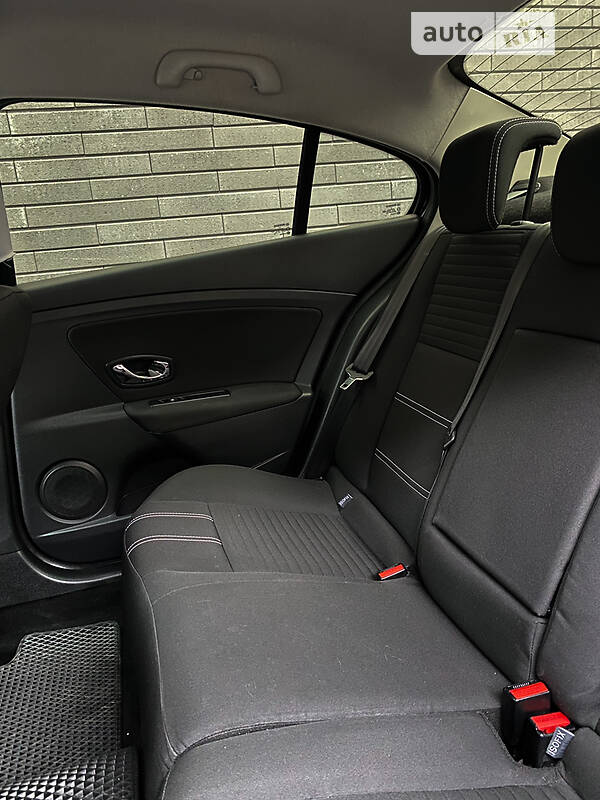 Седан Renault Fluence 2016 в Тернополі фото 8 Седан Renault Fluence 2016 в Тернополі