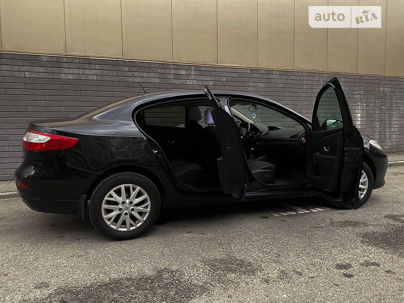 Седан Renault Fluence 2016 в Тернополі фото 21 Седан Renault Fluence 2016 в Тернополі